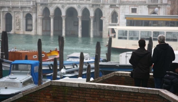 What is the high tide in Venice?