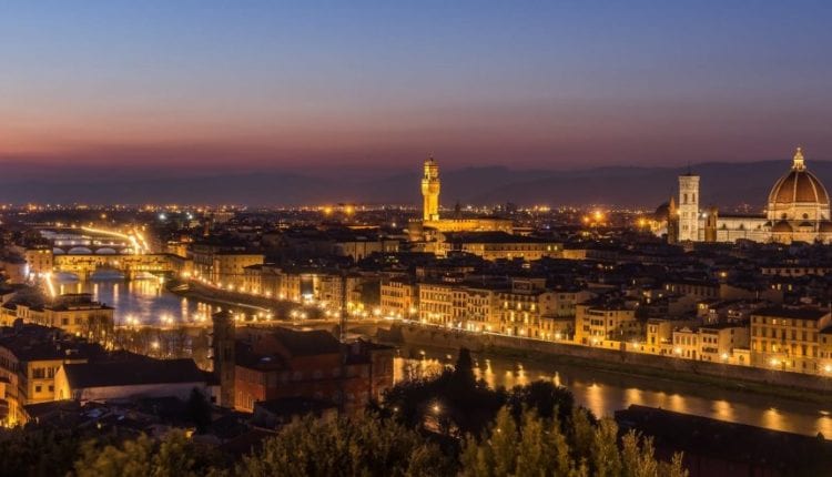 How many days should I stay in Florence and what to visit?