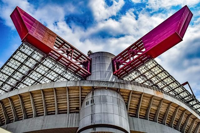 Let's visit the San Siro Stadium in Milan!