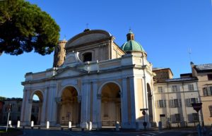 What are the thirty most visited cities in Italy?